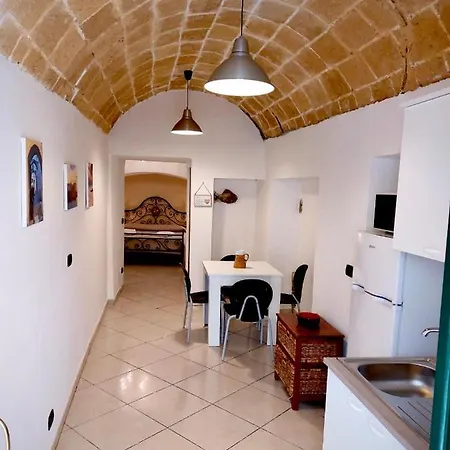 Corte Vico Palmisano Centro Storico 3*