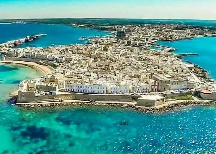 Corte Vico Palmisano Centro Storico לינה וארוחת בוקר גאליפולי