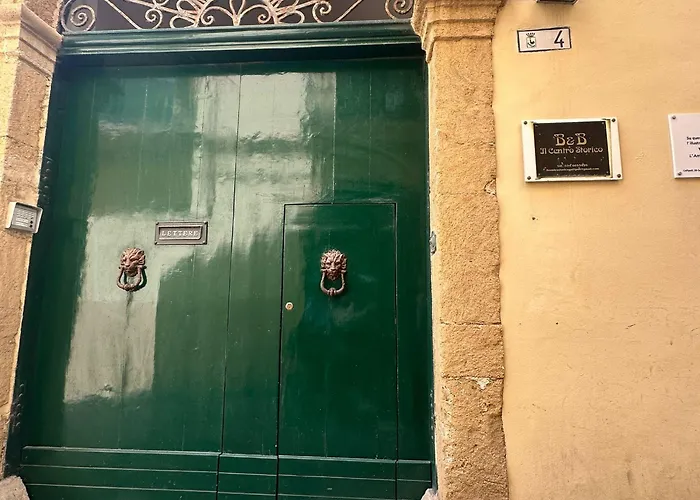 Corte Vico Palmisano Centro Storico Bed & Breakfast 3*